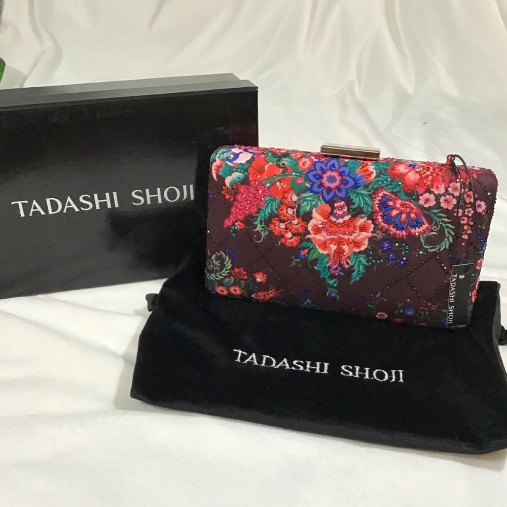 NWT $188 Tadashi Shoji Ahmar Clutch Bag with Chain Strap